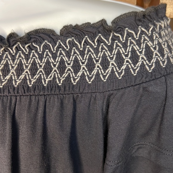 American Eagle Outfitters Soft & Sexy Smocked Top Size Small - Picture 4 of 7